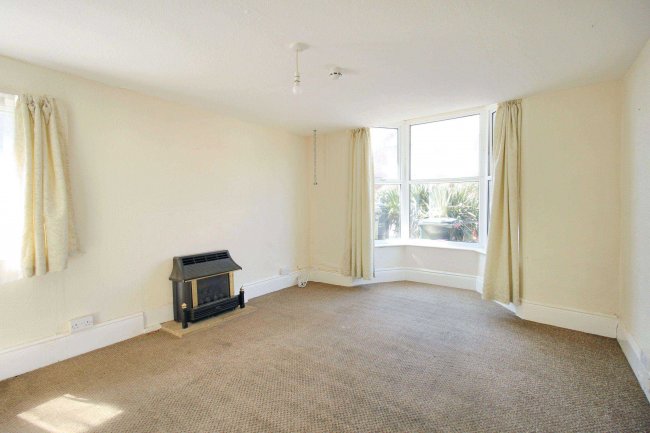 19 George Street, Mablethorpe, Lincolnshire, LN12 2BD 3