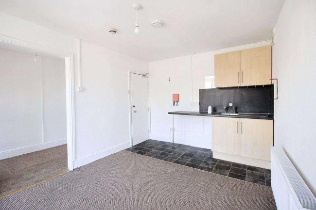 19 George Street, Mablethorpe, Lincolnshire, LN12 2BD 3