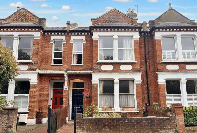 Ground Floor Flat,101 Putney Bridge Road, Putney, London SW15 2PA 9