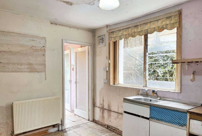 Ground Floor Flat,101 Putney Bridge Road, Putney, London SW15 2PA 9