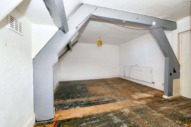 5 St Marys, Granville Avenue, Newport, TF10 7DX 8