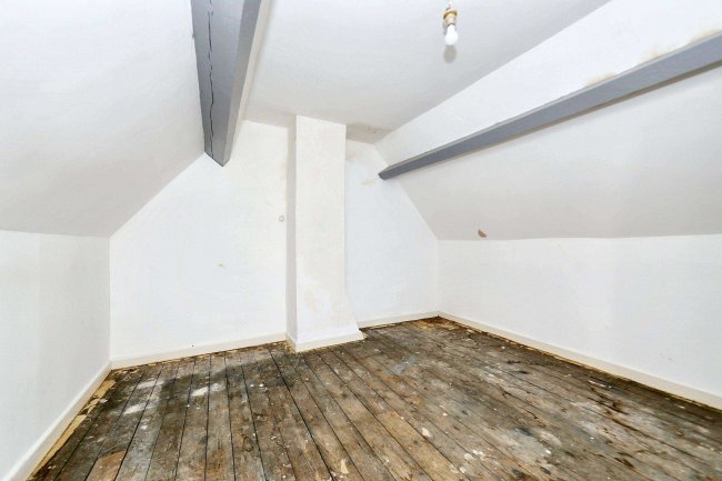 5 St Marys, Granville Avenue, Newport, TF10 7DX 8