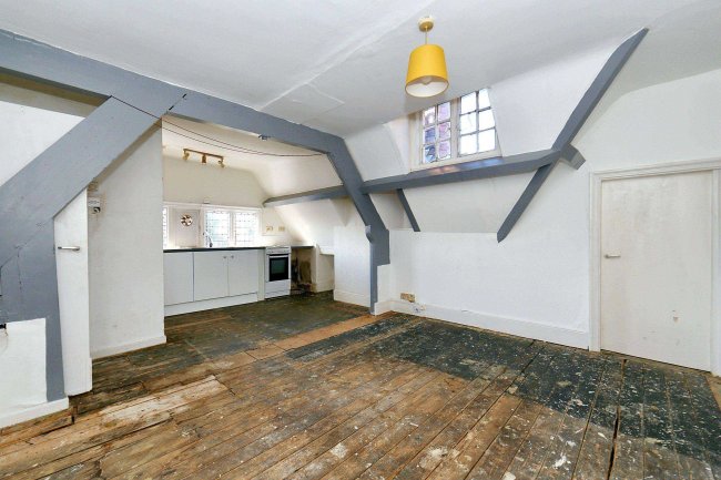 5 St Marys, Granville Avenue, Newport, TF10 7DX 8