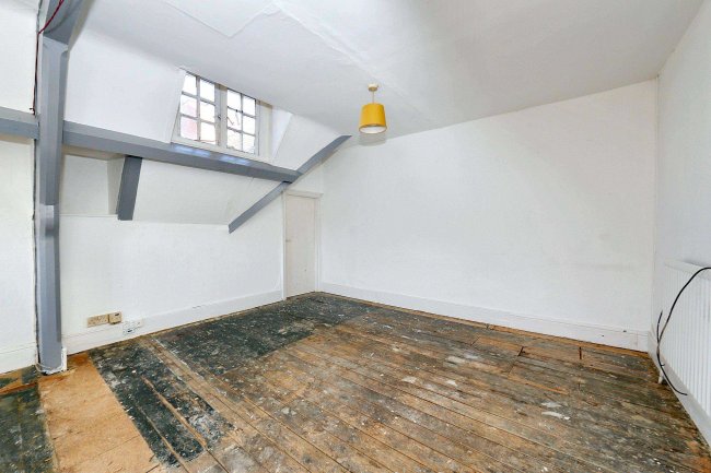 5 St Marys, Granville Avenue, Newport, TF10 7DX 8