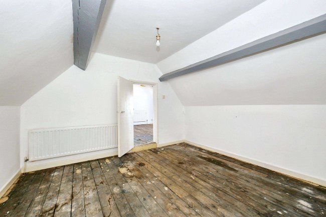 5 St Marys, Granville Avenue, Newport, TF10 7DX 8