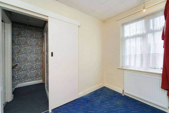 145 Fernside Avenue, Feltham, TW13 7BH 10