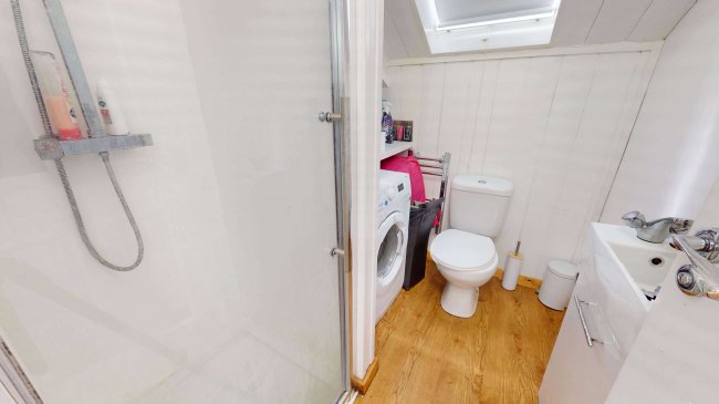 Salisbury Club Apartments, 13 Aylmer Road, Leytonstone, London, E11 3AD 2