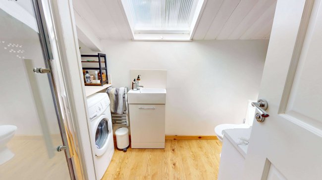 Salisbury Club Apartments, 13 Aylmer Road, Leytonstone, London, E11 3AD 2