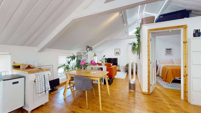 Salisbury Club Apartments, 13 Aylmer Road, Leytonstone, London, E11 3AD 2