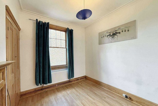 Flat 2, 39 St Pauls Avenue, Willesden, London NW2 5SS 3