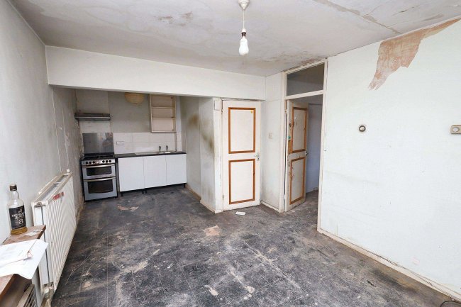 Flat 8 Glasgow House, Maida Vale, London, W9 1QY 2