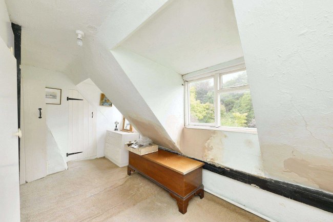 Mimms Cottage, 14 Wormley West End, Broxbourne, Hertfordshire, EN10 7QN 7