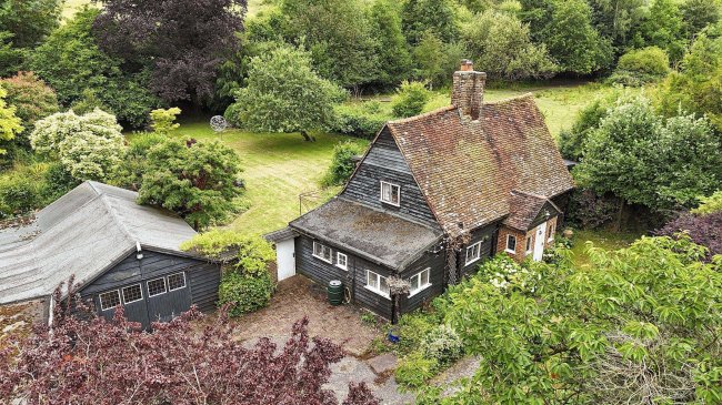 Mimms Cottage, 14 Wormley West End, Broxbourne, Hertfordshire, EN10 7QN 7