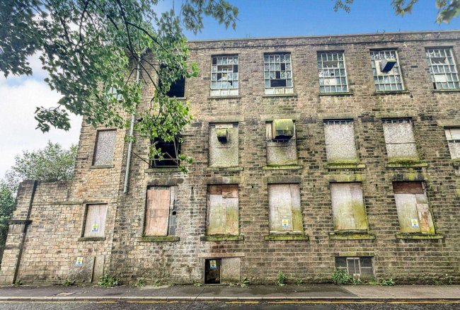 Knoll Mill, Wellington Road, Greenfield, Oldham, OL3 7AF 8