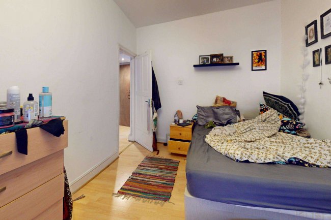 Flat B, 6 Blackstock Road, Finsbury Park, London N4 2DL 7