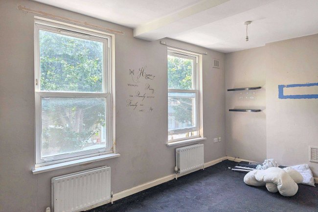 46 Chadwick Road, London SE15 4RA 5