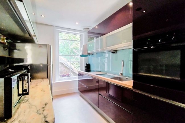 84 Highgate High Street, London N6 5HX 54