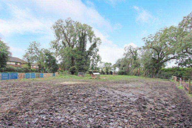 Mead Cottage, Wise Lane, West Drayton, UB7 7ET 4