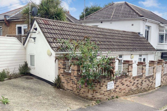 2a Acland Road, Bournemouth, BH9 1JJ 4