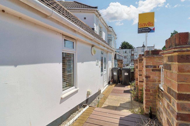 2a Acland Road, Bournemouth, BH9 1JJ 4