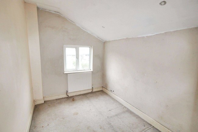 47 Edinburgh Road, Chatham, Kent, ME4 5BY 5