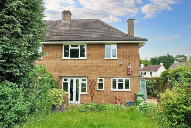 33 Fallowfield Road, Solihull, B92 9HJ 1