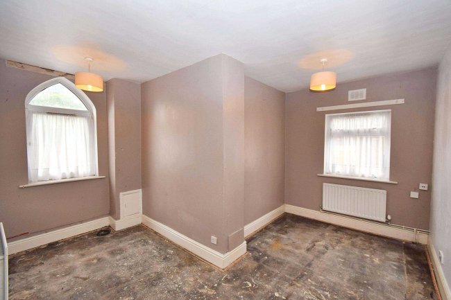 29 St. Columbas Close, Coventry, West Midlands, CV1 4BX 9