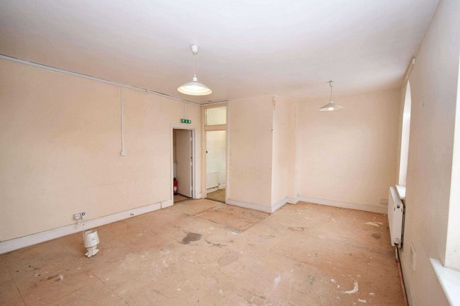 29 St. Columbas Close, Coventry, West Midlands, CV1 4BX 9