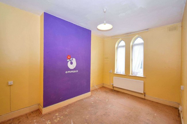 29 St. Columbas Close, Coventry, West Midlands, CV1 4BX 9