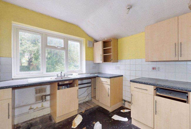 90 Nithdale Road, Plumstead, London SE18 3PD 4