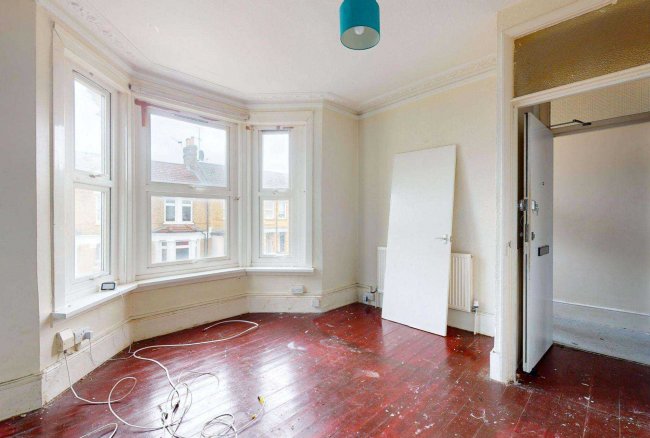 90 Nithdale Road, Plumstead, London SE18 3PD 4