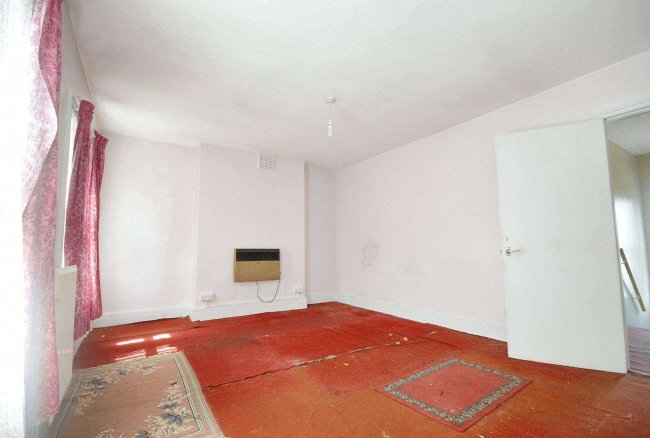 Flat B, 106 Ferndale Road, Brixton, London, SW4 7SE 5