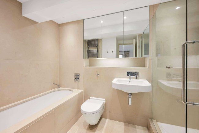 Flat 2, 40 Woodstock Road, Bedford Park, Chiswick, London, W4 1UF 1