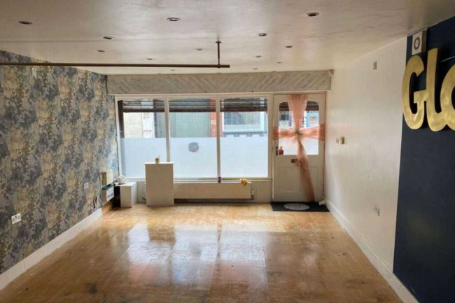 34 Well Street, Cefn Mawr, Wrexham, LL14 3AE 9