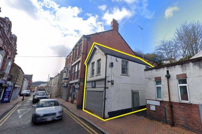 34 Well Street, Cefn Mawr, Wrexham, LL14 3AE 9