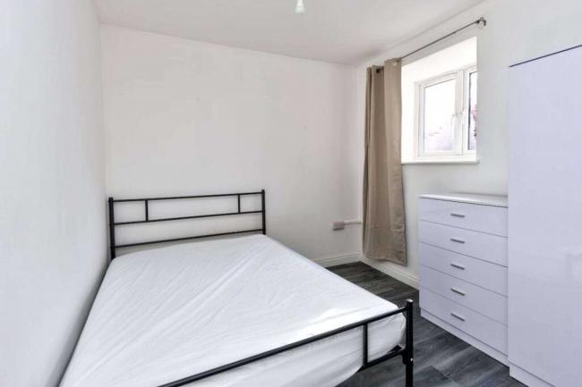 7-9 Kings Street, Oswestry, SY11 1QX 7