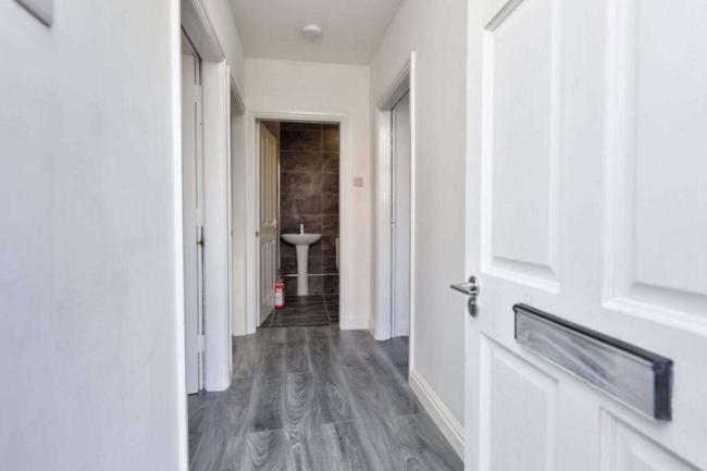 7-9 Kings Street, Oswestry, SY11 1QX 7