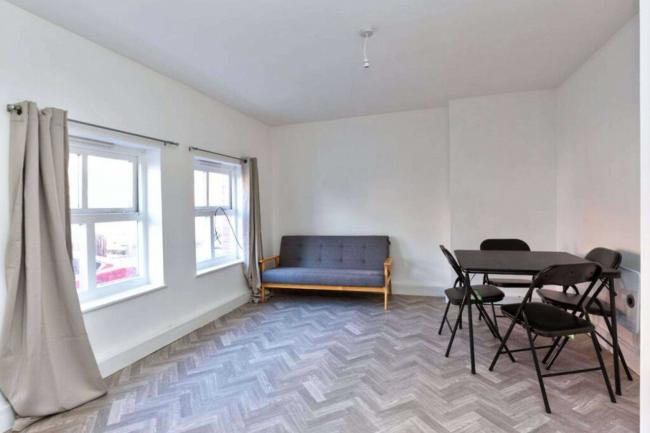 7-9 Kings Street, Oswestry, SY11 1QX 7