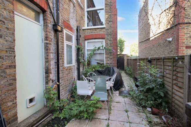 60 Seymour Road, Leyton, London, E10 7LY 8