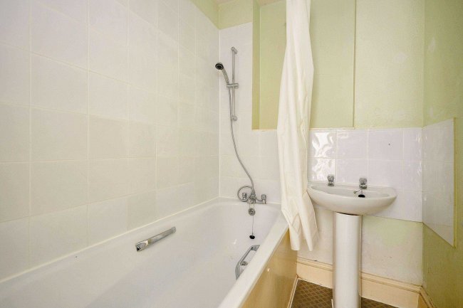 Flat A, 44 Huntingdon Street, Barnsbury, London, N1 1BP 10