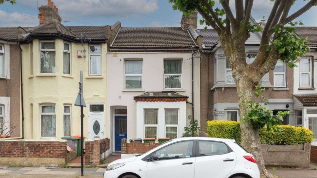 Flat A, 62 Tudor Road, Upton Park, London, E6 1DR 10