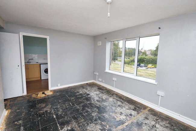 Flat 8 Aldwyck Court, Leighton Buzzard Road, Hemel Hempstead, Hertfordshire, HP1 1SJ 2