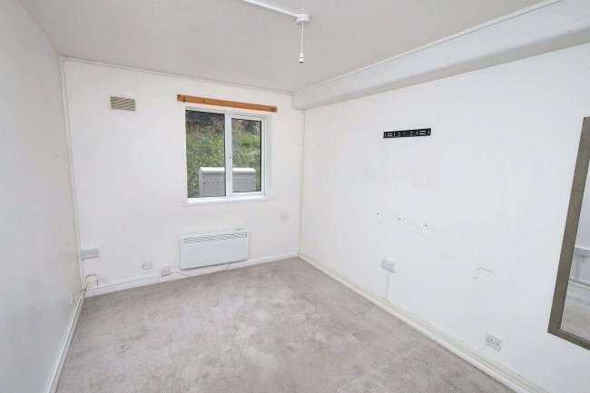 Flat 8 Aldwyck Court, Leighton Buzzard Road, Hemel Hempstead, Hertfordshire, HP1 1SJ 2