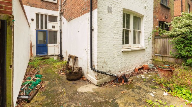 Flat A, 35 Baalbec Road, Highbury, London, N5 1QN 1