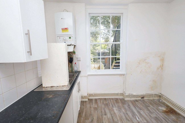 Flat A, 62 Canonbury Road, Islington, London, N1 2DQ 1