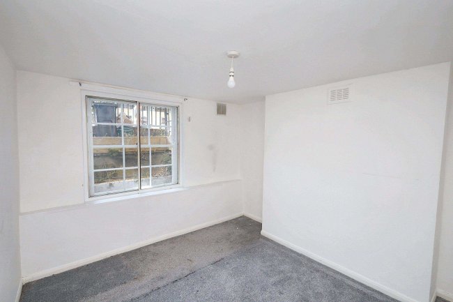 Flat A, 62 Canonbury Road, Islington, London, N1 2DQ 1