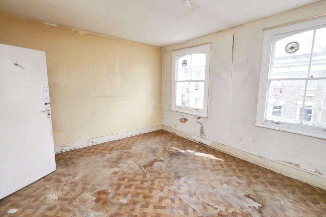 8B Osterley Road, Stoke Newington, London, N16 8SN 2