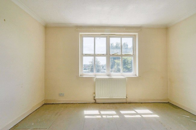 30 Wanlip Road, Plaistow, London, E13 8QP 1