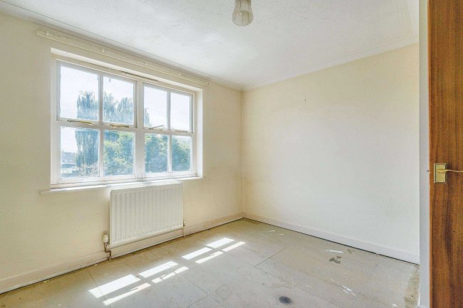 30 Wanlip Road, Plaistow, London, E13 8QP 1