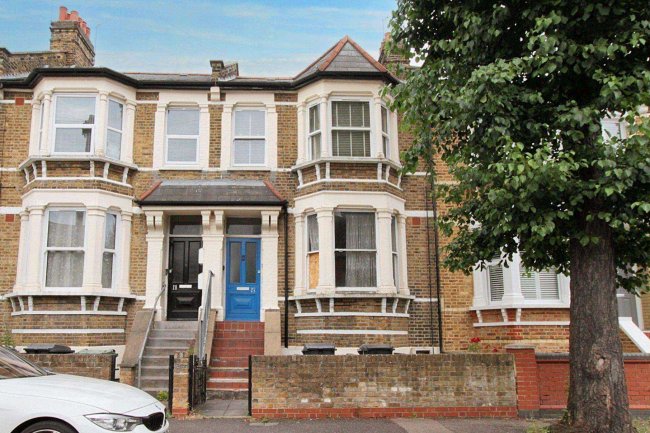 Flat A, 30 West Avenue Road, Walthamstow, London, E17 9SE 7